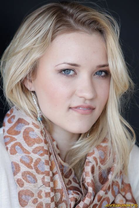 Hot Tv Babe Of The Week：emily Osment 天涯小筑