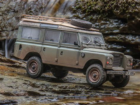 Revell On Twitter Unser Talentierter Bauer Chris Morris Hat Den Land Rover Series III 109 Im