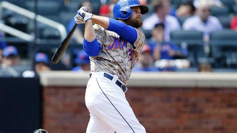 Lucas Duda Lets His Bat Do The Talking And Its Been Loud This Season Newsday