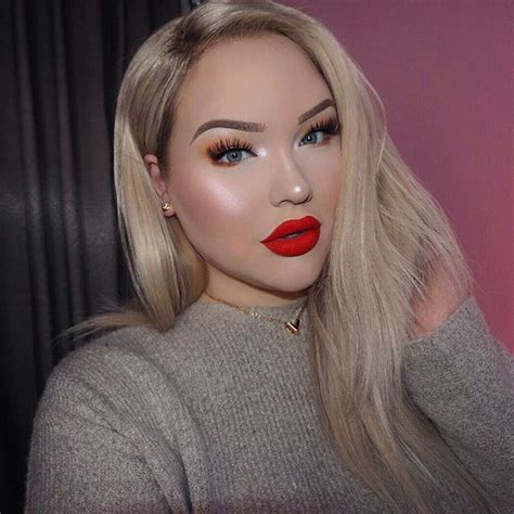 7 Pale Skinned Beauty Bloggers To Watch If Youre Always The Lightest Shade Of Foundation
