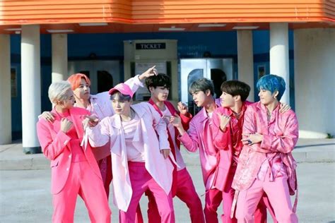 Btss Boy With Luv Becomes Fastest Korean Boy Group Mv To Reach 600