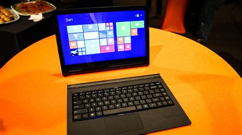 Check Out The Lenovo Yoga Tablet 2 With Windows Pictures Cnet