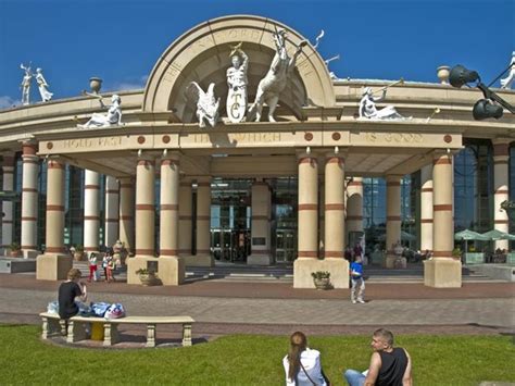 The Trafford Centre Manchester M17 8aa