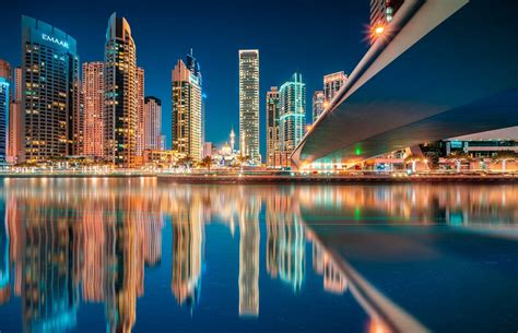 Download United Arab Emirates Skyscraper Building Reflection City Night