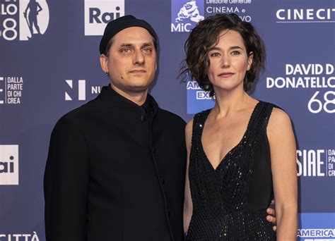 Luca Marinelli ingrassato David di Donatello 2023, ecco perché Video