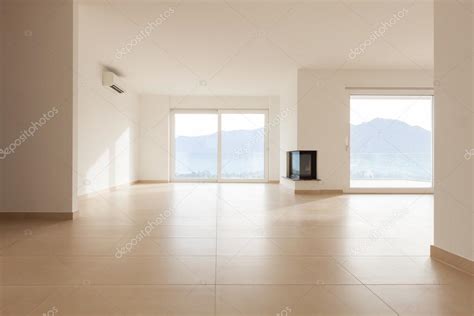 Interior Of New Apartment Empty Living Room Tiled Floor — Stock Photo
