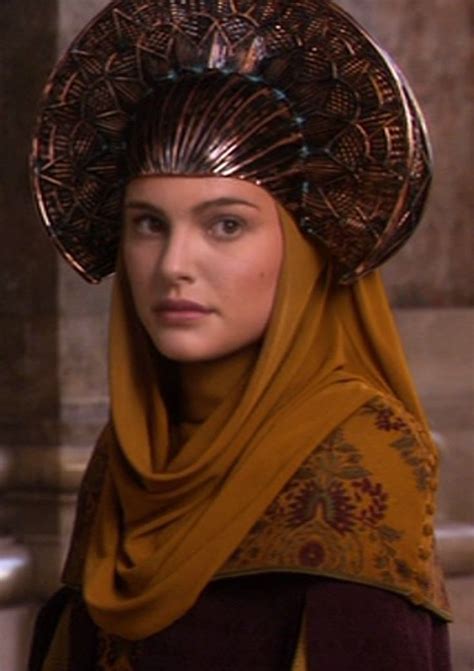 Les 202 Meilleures Images Du Tableau The Many Costumes Of Padme Queen