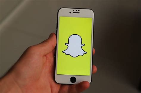 Snapchat Introduces Instant Create Tool For All Advertisers