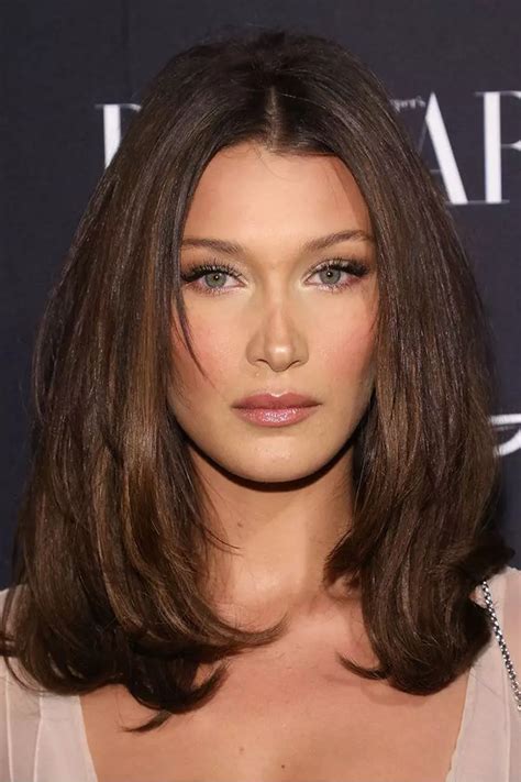 26 Medium Length Hairstyles Pictures