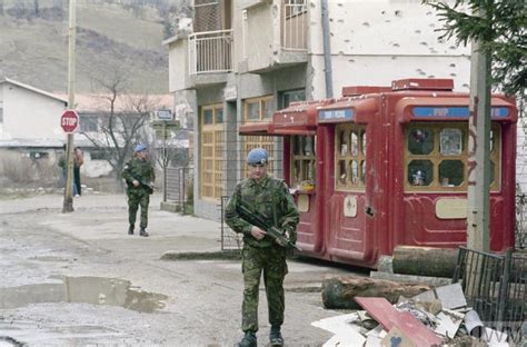 The Brutality of the Bosnian War Reflected in These ...