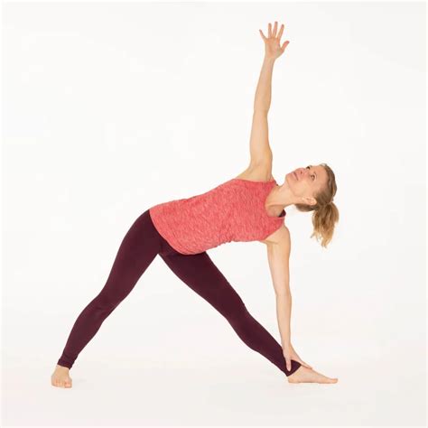 How To Do Triangle Pose Trikonasana Ekhart Yoga