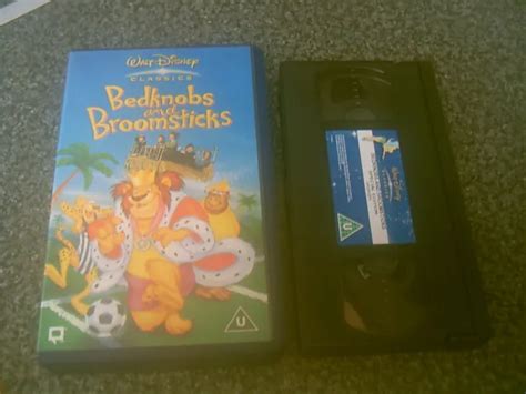 Bedknobs And Broomsticks Movie Vhs Tape Angela Lansbury Picclick Uk