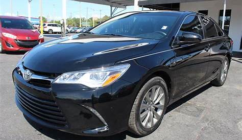 Pre-Owned 2017 Toyota Camry XLE V6 Sedan 4 Dr. in Tampa #1943 | Car