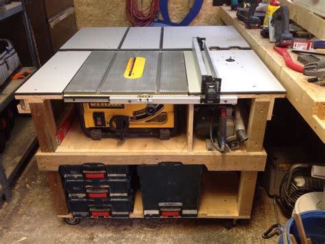 Dewalt Dw745 Station Built In Router Table Saw Table Saw Workbench