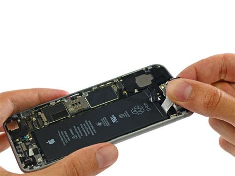 This Is What The Inside Of An Iphone 6 Looks Like Indy100