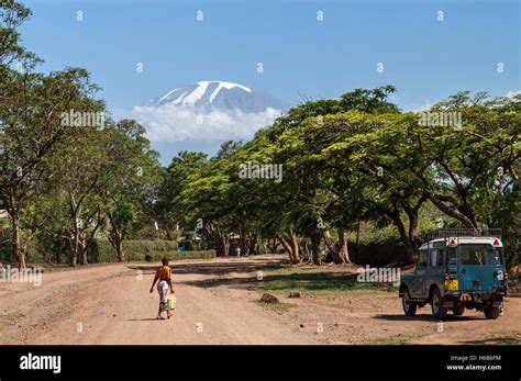 Moshi Town Kilimanjaro High Resolution Stock Photography And Images Alamy
