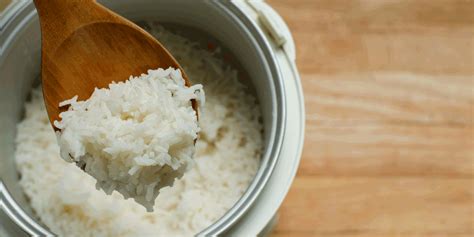 Rice Cooker Showdown Midea Rice Cooker Vs Zojirushi