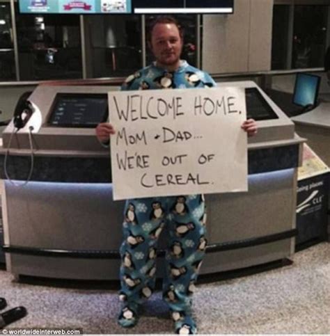 #27 how to welcome your girlfriend at the airport . People share hilarious and VERY embarrassing airport ...