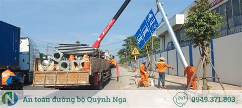 Cung Cấp Cột Biển Báo Tay Vươn Uy Tín Chất Lượng Trên Toàn Quốc