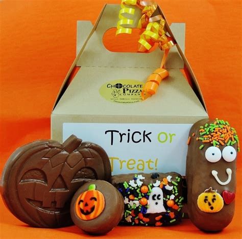 Halloween party ideas | Trick or Treat Tote for kids | delicious chocolate