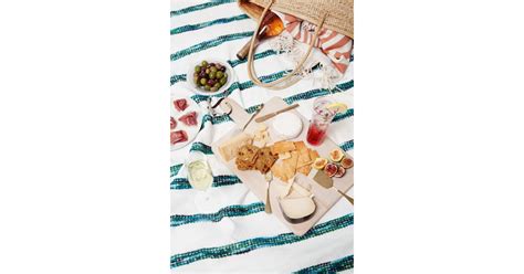Have A Picnic Date Ideas For Warm Weather Popsugar Love And Sex Photo 7