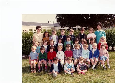 Photo De Classe Maternelle 8283 De 1982 Ecole De Contades Parcay Les