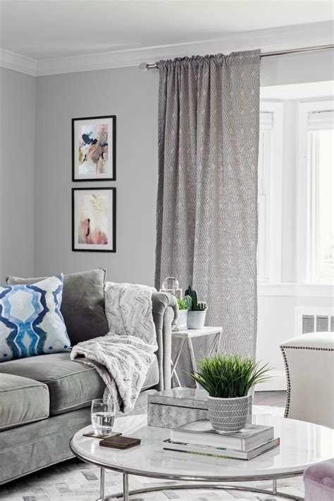 What Color Of Curtains Would Go Well With A Gray Colored Living Room