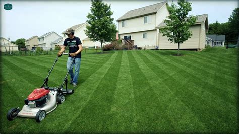 Lawn Striping The Key To Amazing Lawn Stripes Youtube