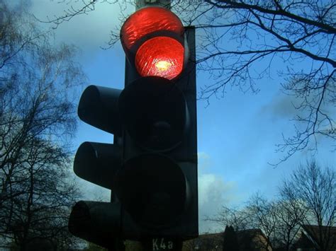 Fatal Crashes Caused By Drivers Who Run Red Lights Rising Fast Bring