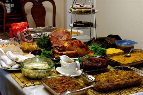 Christmas traditions in new zealand are similar to those in australia in that they incorporate a mix new zealanders celebrate christmas with mainly traditional northern hemisphere winter imagery, but families traditionally gather for a christmas day lunch. thanksgiving spread | thanksgiving was at our place this yea… | Flickr