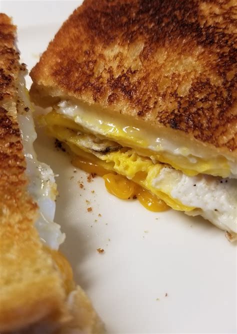 The Perfect Grilled Cheese Egg Sandwich Fresh Eggs Daily® With Lisa