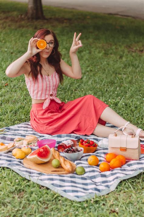 The Most Beautiful Summer Picnic Outfit The Espresso Edition Picnic Outfits Picnic Fashion