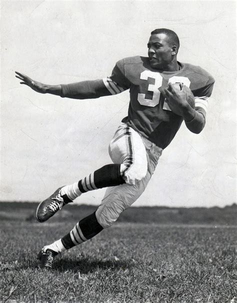 This Day In Browns History Jim Brown Ties Nfl Record With 237 Yards