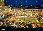 Mercado de Navidad en el centro de la ciudad de Essen, Alemania, Europa ...