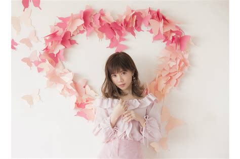 Manage your video collection and share your thoughts. MACO、初ベストアルバムにE-girls / Flower 鷲尾伶菜が参加 "わし ...