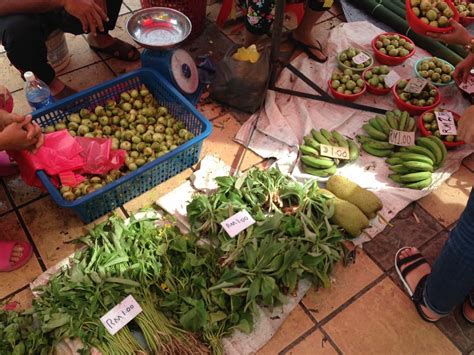 Contextual translation of karangan buah buahan tempatan dalam bahasa tamil into english. Pasar Sentral Sibu meriah dengan buah buahan tempatan ...