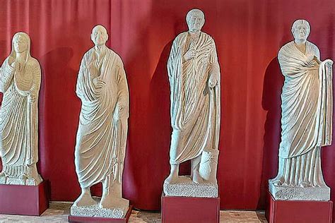 Funerals 1st Century Ce Roman Funeral Statues At The Archaeological
