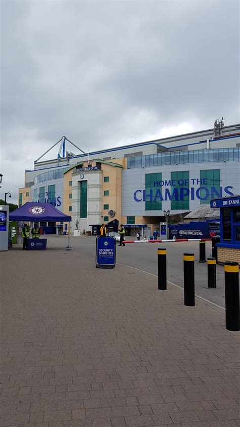 Get all the latest news, videos and ticket information as well as player profiles and information about stamford bridge, the home of the blues. Pin on Chelsea FC