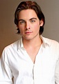 Kevin Zegers - Biography, Height & Life Story | Super Stars Bio