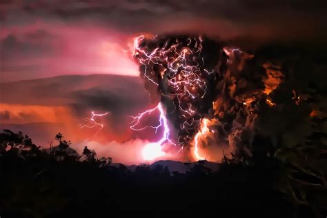 Real Lightning Storm Wallpaper Hd Volcano Lightning T