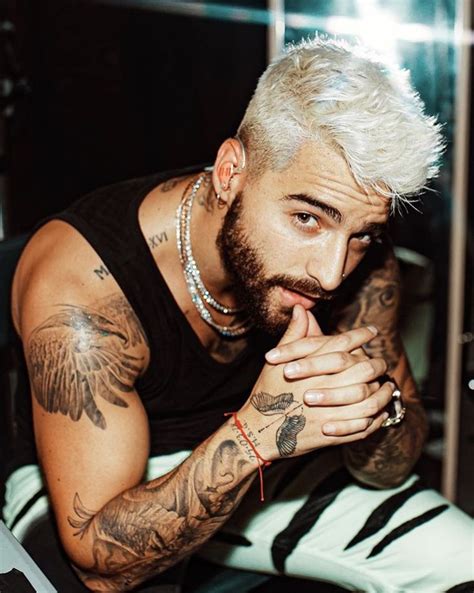 pin by rachelle cabrera on guys in 2020 portrait tattoo instagram singer