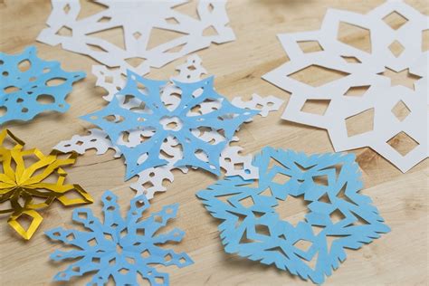 Winter Craft How To Make Perfect Cutout Snowflakes