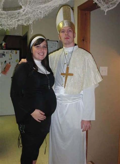 33 Creative Halloween Costumes Just For Pregnant Women Huffpost