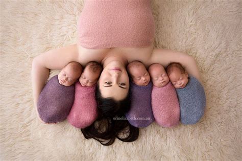 Pregnant Woman With Quintuplets