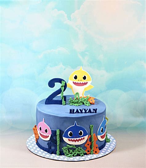 Pick a playful palette of pink, blue, and yellow from the youtube video to create your own oceanic in addition, tying the baby shark birthday theme together can be as simple as spelling out a phrase on a message board, whether you incorporate your. Baby Shark - CakeCentral.com