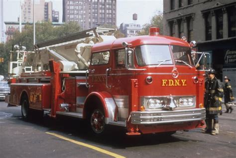 The most common fdny fire truck material is metal. FDNY Ladder 1, 1964 - Photos - FDNY turns 150: Fire trucks ...