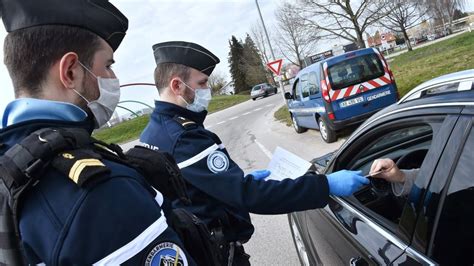 Public service in lille, france. Confinement : Des gendarmes du Loiret victimes de crachats