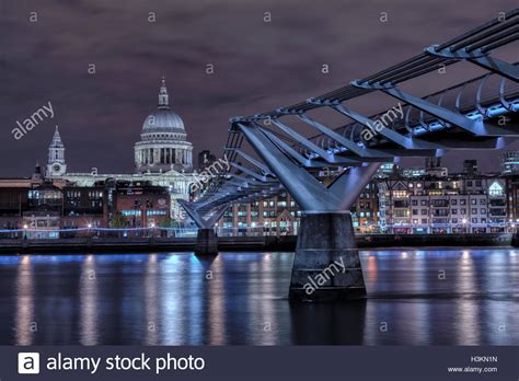 Millennium Bridge St Pauls Cathedral London England Uk Stock Photo