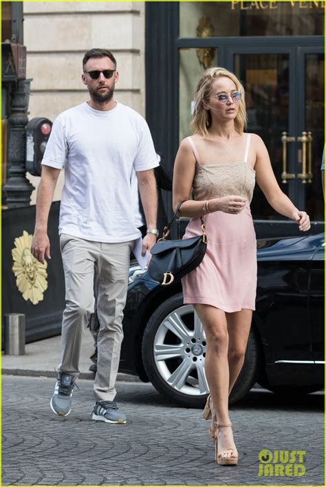 Jennifer Lawrence Cooke Maroney Hold Hands In Paris Photo 4126216