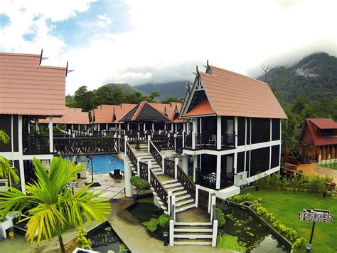 Sekolah pada intinya adalah tempat untuk belajar. Paya Beach Resort Tempat Penginapan di Pulau Tioman ...